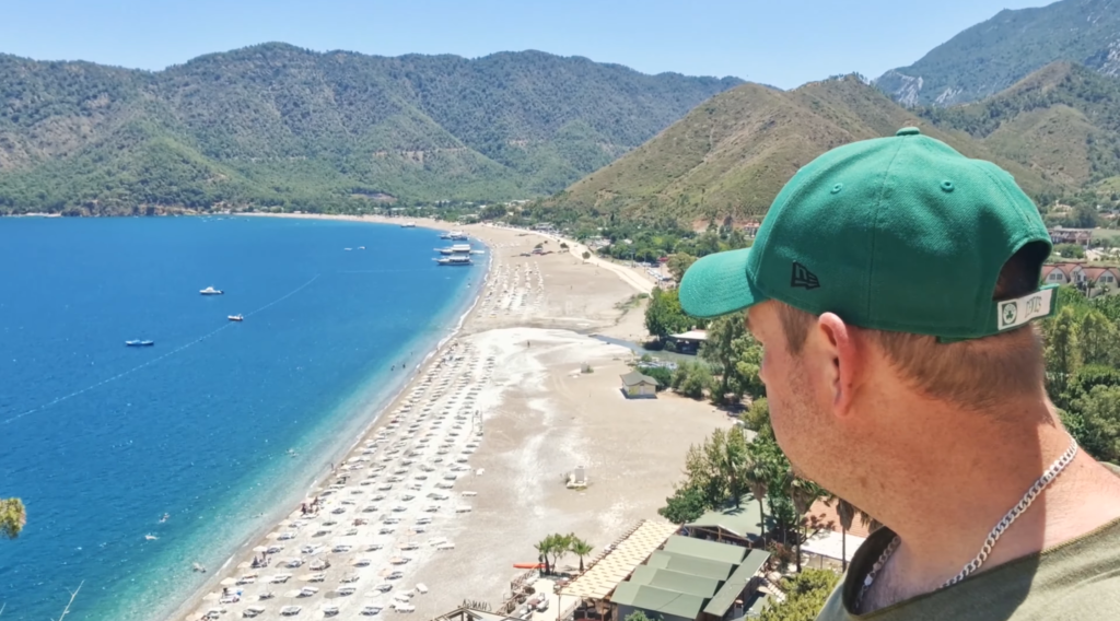 widok na plaże adrasan